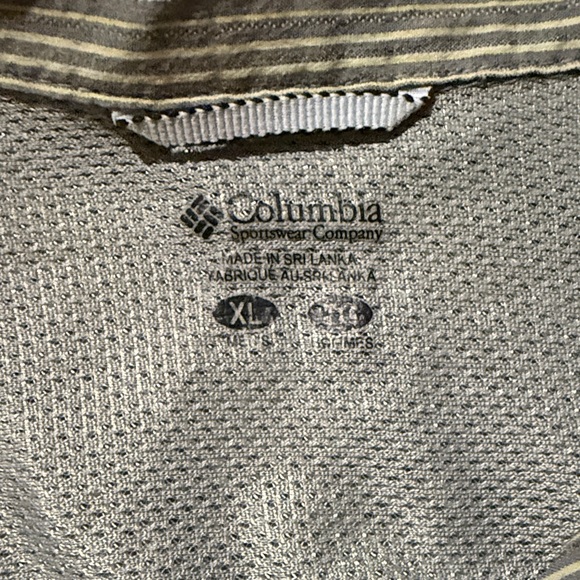 Columbia Men's Green Striped Button Down Shirt - Picture 2 of 5